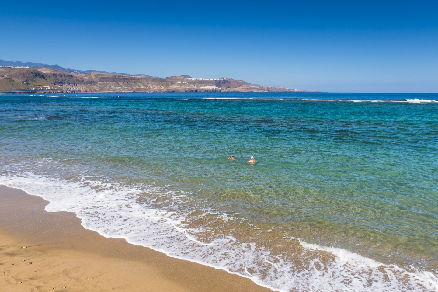 Las Canteras beach and water