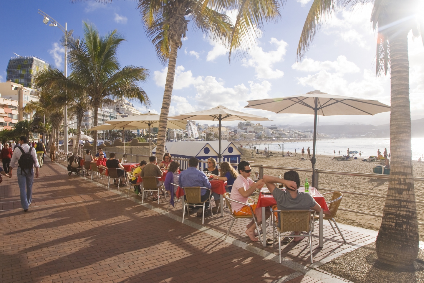 Las Canteras beach promeande with restaurants