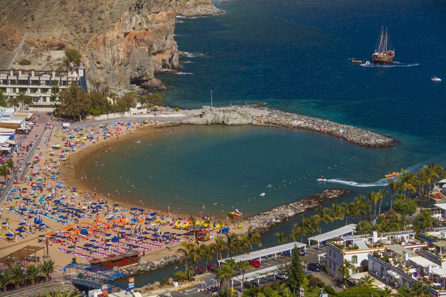 The Blue Flag beach at Puerto de Mogán