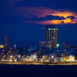 The moon over Gran Canaria_5