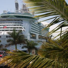 independence_of_the_seas-15