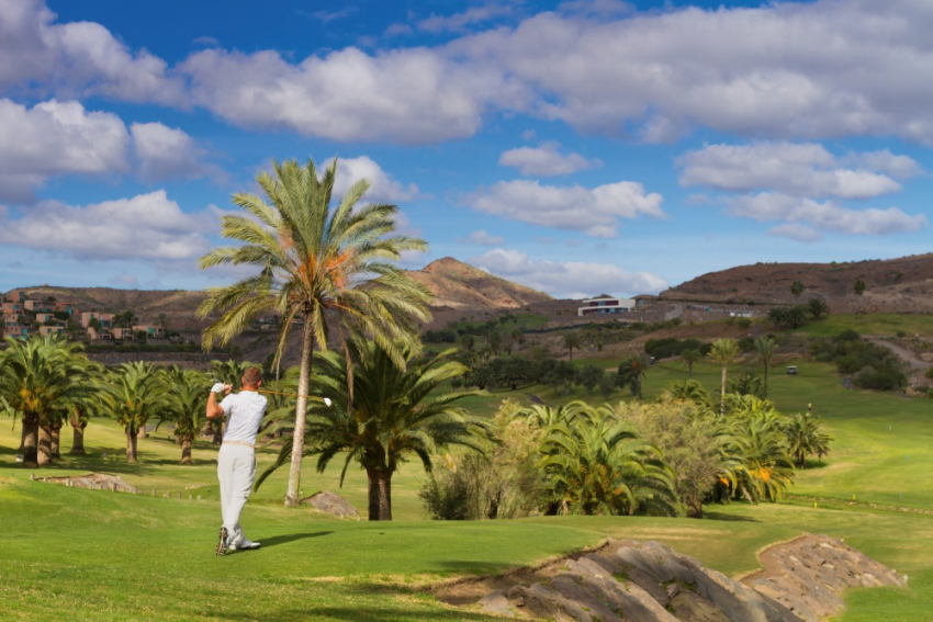 Golf in the winter sunshine in Gran Canaria