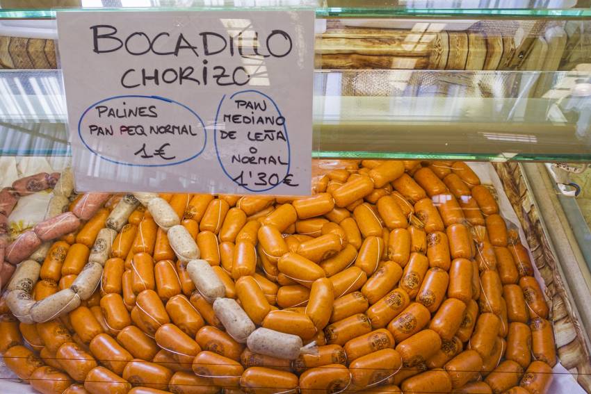 Gran Canaria&#039;s insanely garlicky Chorizo de Teror