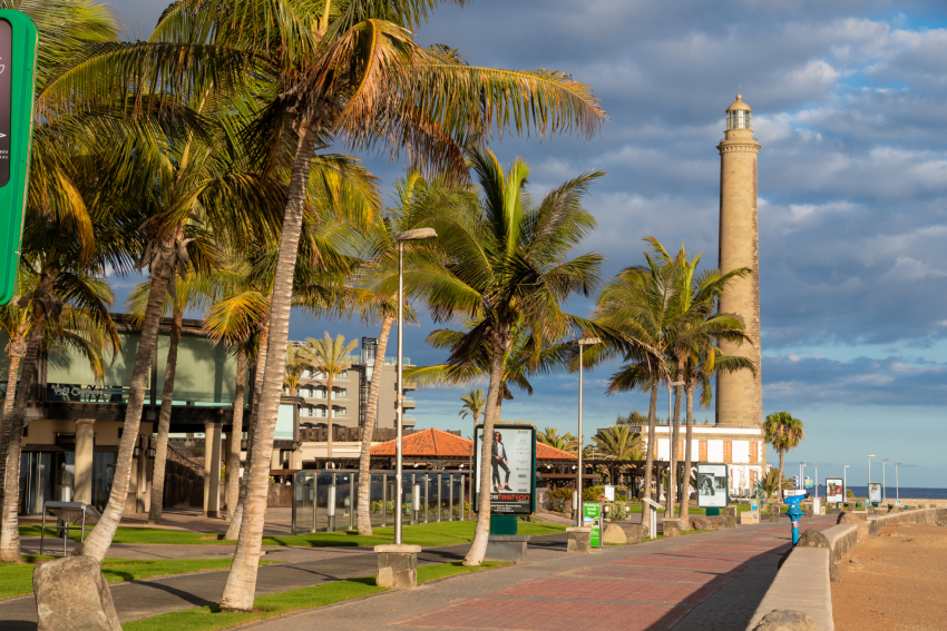 Gran Canaria&#039;s resorts are empty and nobody knows when tourism can restart