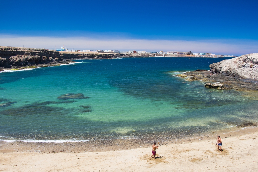 Golden Aguadulce beach is the star of Gran Canaria&#039;s east coast