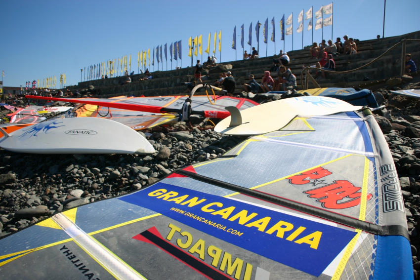 Pozo Izquierdo&#039;s pebble beach is where Gran Canaria&#039;s windsurf fans gather